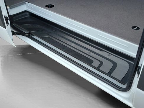 New 2025 Mercedes-Benz Sprinter 2500 image 14