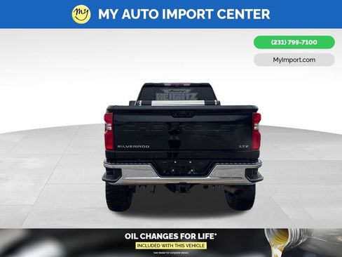Used 2020 Chevrolet Silverado 2500 LTZ AWD/4WD image 6