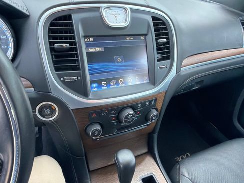 Used 2012 Chrysler 300 C Luxury Series RWD image 5