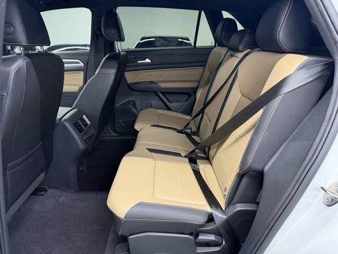 Used 2021 Volkswagen Atlas Cross Sport SEL image 20