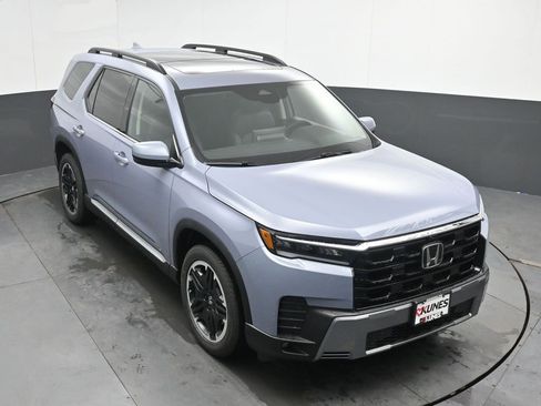 New 2026 Honda Pilot Touring image 32