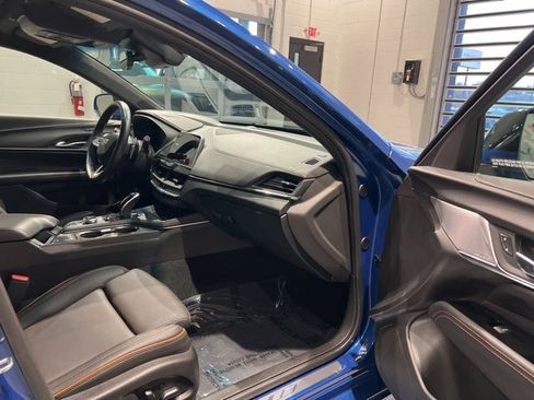 Used 2022 Cadillac CT4 V image 57