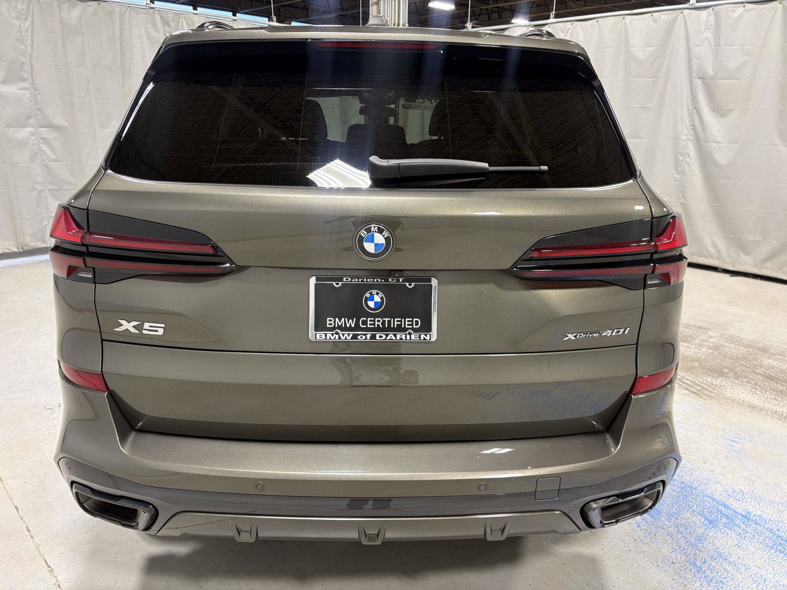 Used 2024 BMW X5 xDrive40i w/ M Sport Package AWD/4WD image 18