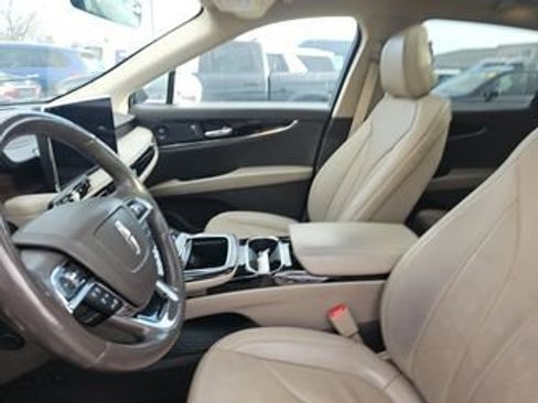 Used 2022 Lincoln Nautilus Reserve w/ Equipment Group 201A image 7