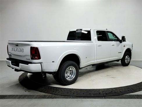 New 2026 RAM 3500 Longhorn image 7