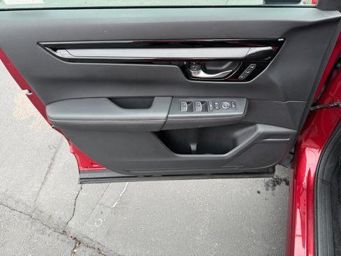 Used 2023 Honda CR-V Sport Touring image 9