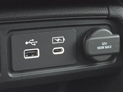 New 2025 Honda Pilot Touring image 10