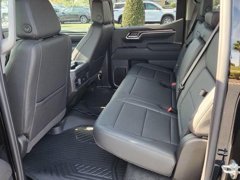 New 2026 Chevrolet Silverado 1500 LT w/ Z71 Off-Road Package image 7