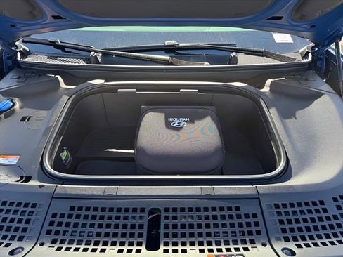 New 2026 Hyundai Ioniq 9 Limited image 9