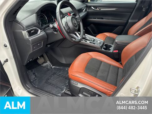Used 2024 MAZDA CX-5 Carbon Edition image 11