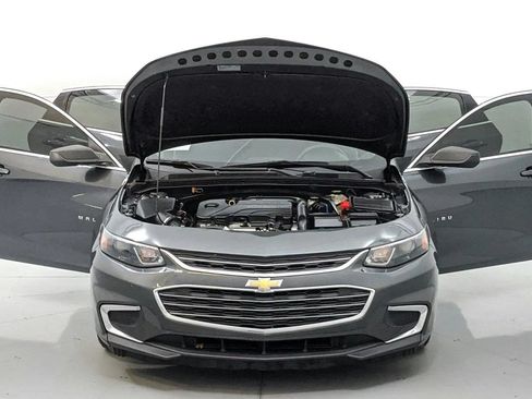Used 2017 Chevrolet Malibu LS FWD image 10