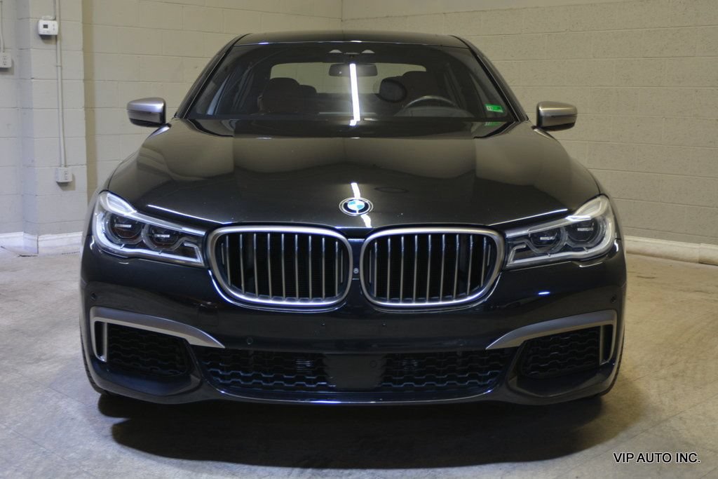 Used 2017 BMW M760i xDrive AWD/4WD image 5