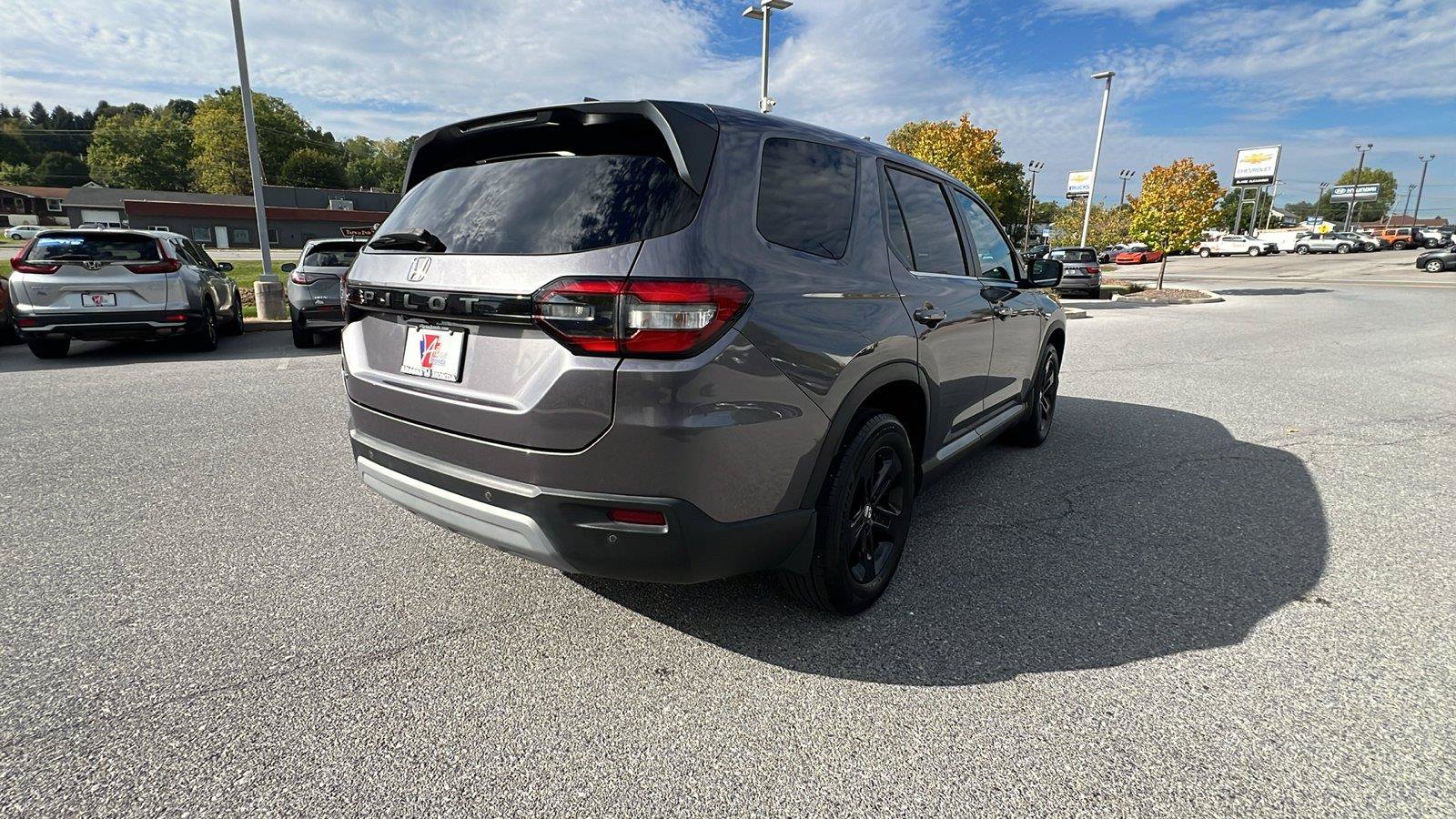 Used 2025 Honda Pilot EX-L image 4