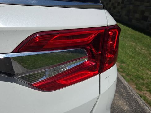 Used 2020 Honda Odyssey Elite image 11