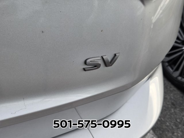 Used 2024 Nissan Rogue SV FWD image 11