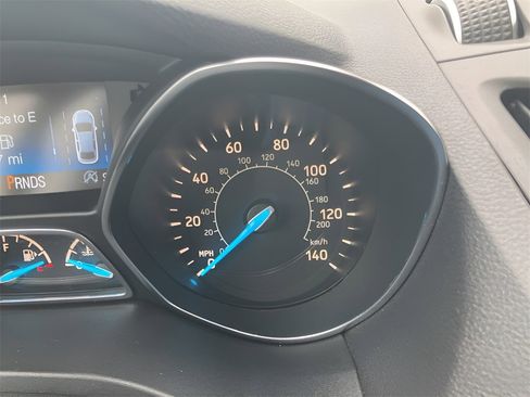 Used 2018 Ford Escape Titanium w/ Ford Safe & Smart Package image 15