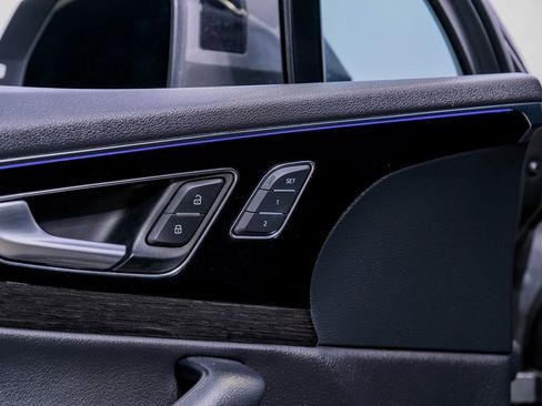 Used 2018 Audi Q7 3.0T Prestige w/ Prestige Package image 52