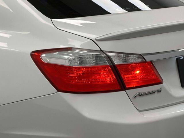 Used 2013 Honda Accord Sport image 17