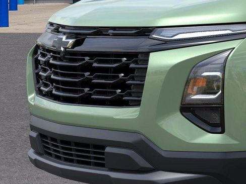 New 2026 Chevrolet Equinox LT w/ Convenience Package II image 13