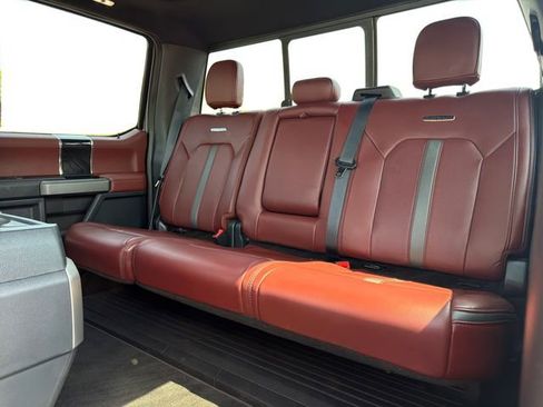 Used 2022 Ford F350 Platinum image 15