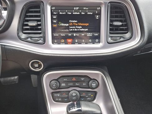 Used 2019 Dodge Challenger R/T Scat Pack w/ Shaker Package RWD image 7
