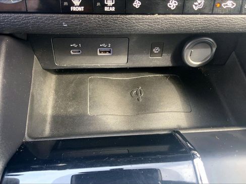 Used 2022 Mitsubishi Outlander SE AWD/4WD image 39
