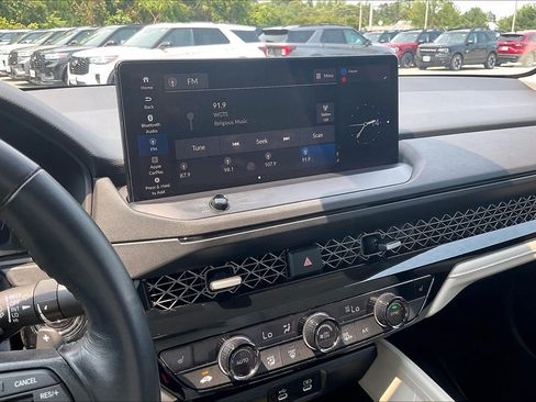 Used 2025 Honda Accord EX-L image 6