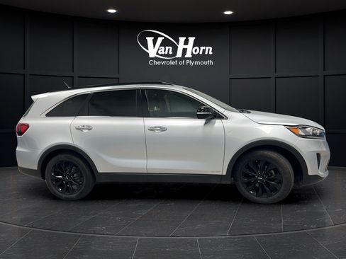 Used 2019 Kia Sorento S AWD/4WD image 8