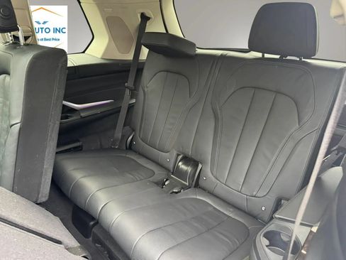Used 2019 BMW X7 xDrive40i w/ Premium Package AWD/4WD image 32