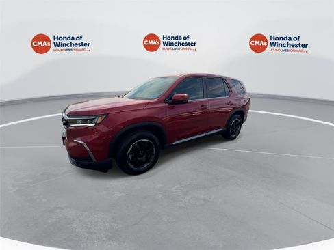 Certified 2025 Honda Pilot EX-L image 7