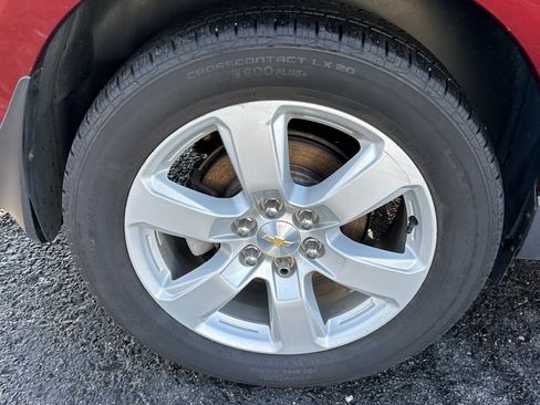 Used 2016 Chevrolet Traverse LT w/ Style and Technology Package image 11