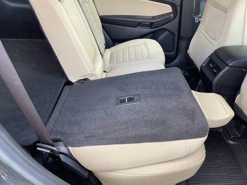 Used 2023 Ford Edge SE AWD/4WD image 51