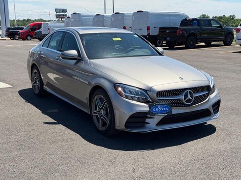 Used 2020 Mercedes-Benz C 300 4MATIC Sedan image 3