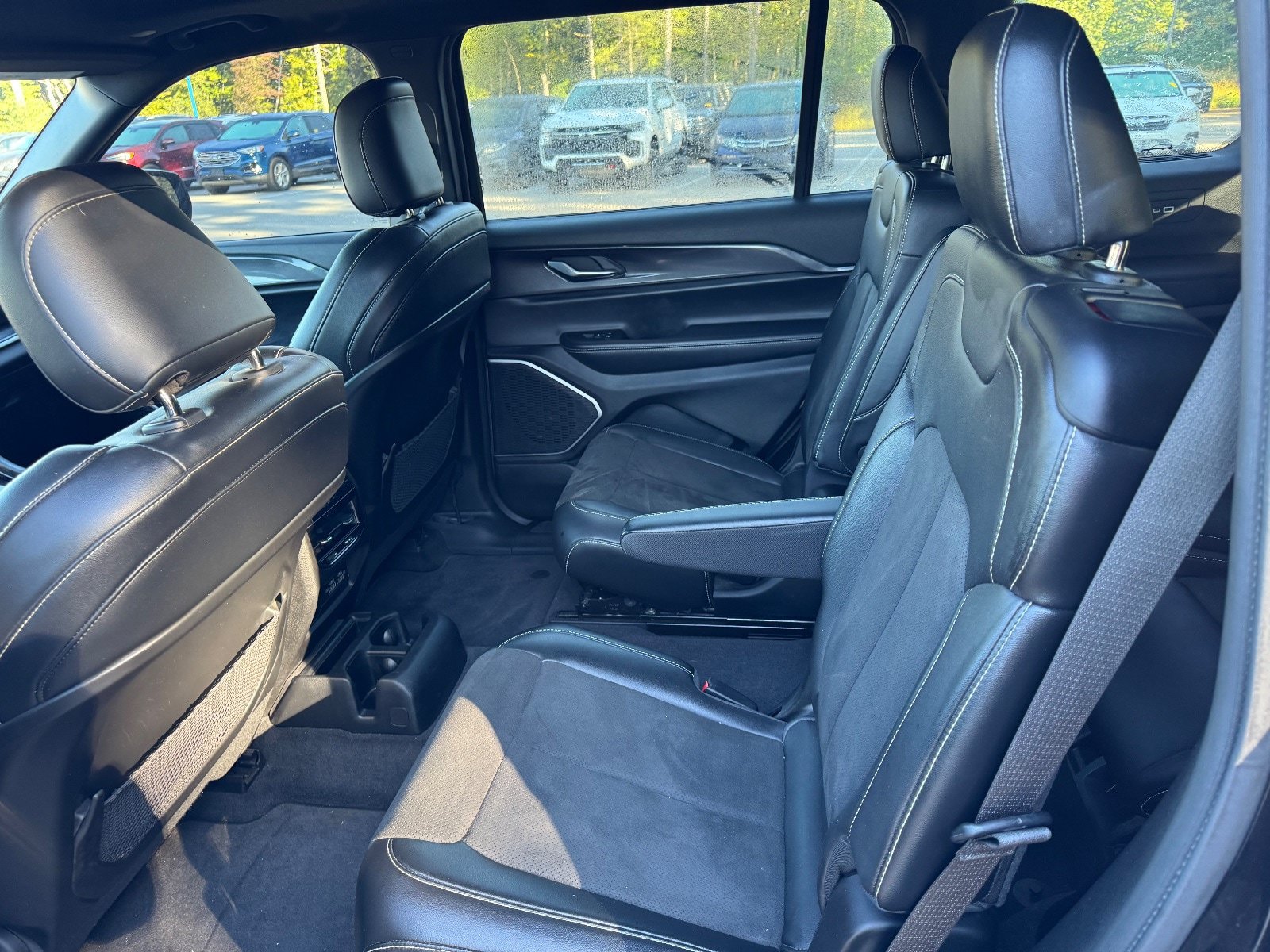 Used 2021 Jeep Grand Cherokee L Laredo AWD/4WD image 13