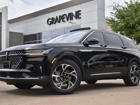 New 2026 Lincoln Nautilus Premier w/ Equipment Group 102A image 8