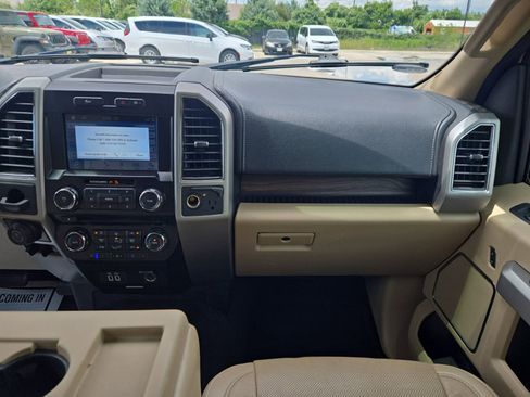 Used 2017 Ford F150 Lariat RWD image 20