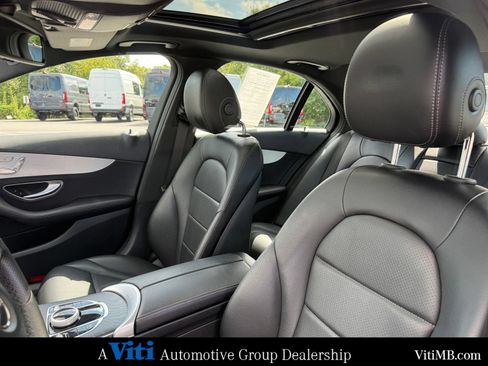 Used 2018 Mercedes-Benz C 300 4MATIC Sedan image 18