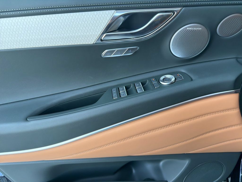 New 2026 Genesis GV80 3.5T Prestige AWD/4WD image 11