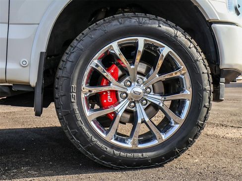 Used 2019 Ford F150 Limited image 9