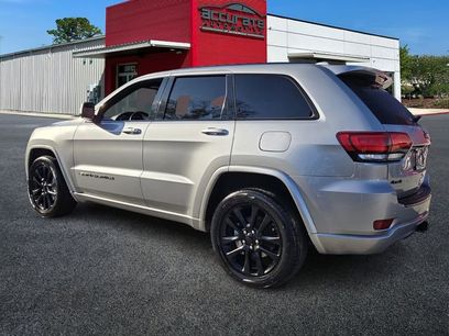 Used 2018 Jeep Grand Cherokee Altitude