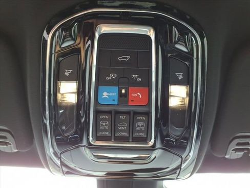 New 2026 Jeep Grand Wagoneer L Summit AWD/4WD image 26
