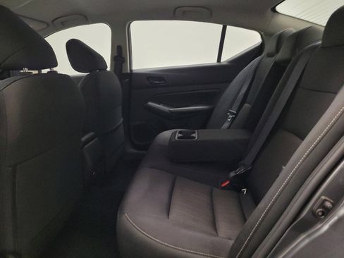 Used 2024 Nissan Altima 2.5 SV FWD image 18