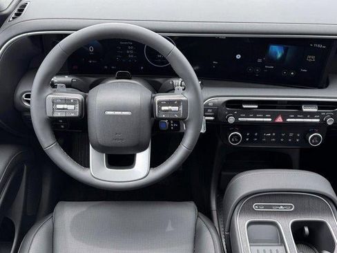 New 2026 Hyundai Palisade Limited FWD image 17
