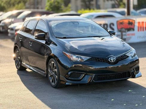 Used 2017 Toyota Corolla iM FWD image 2