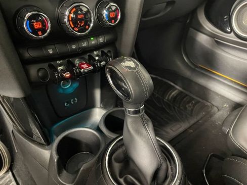Used 2015 MINI Cooper S FWD image 9