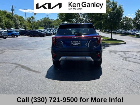 Certified 2024 Kia Seltos EX AWD/4WD image 12