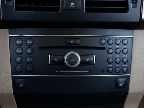 Used 2012 Mercedes-Benz GLK 350 2WD image 39