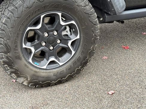 Used 2023 Jeep Wrangler Unlimited Rubicon 4xe image 5