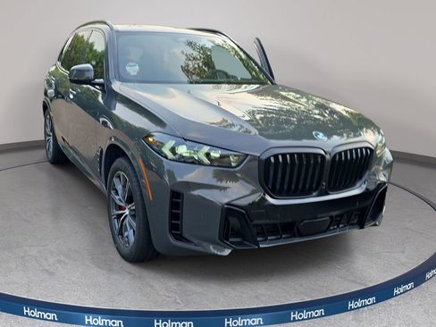 New 2026 BMW X5 xDrive40i w/ M Sport Package AWD/4WD image 3
