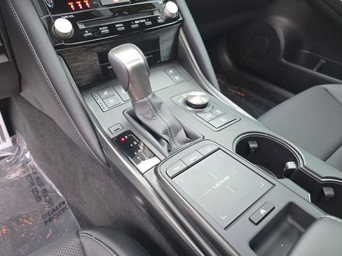Used 2025 Lexus IS 350 F Sport RWD image 25